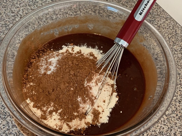 ピーナッツバターファッジブラウニーカップのレシピ